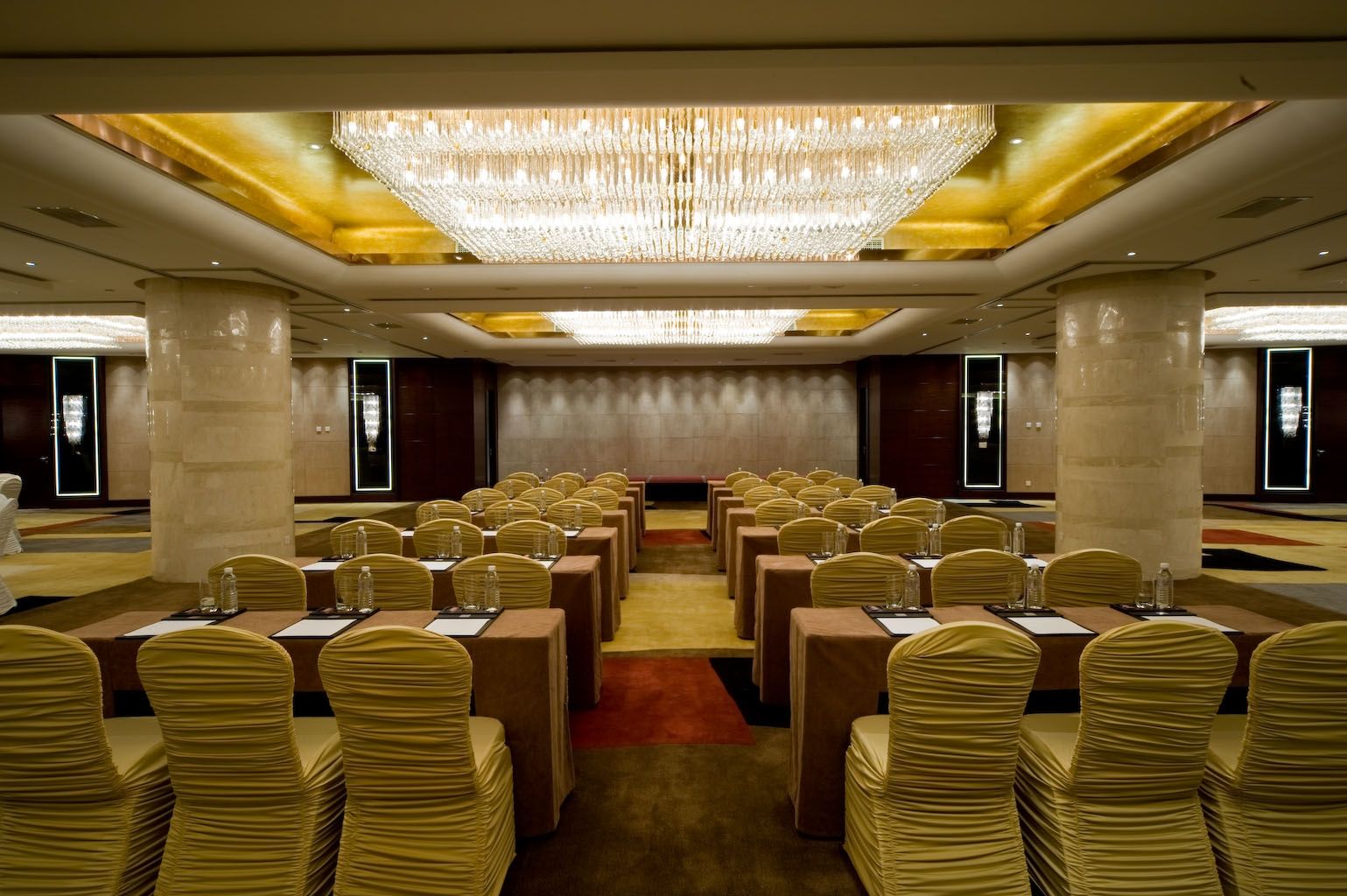 Doubletree By Hilton Shanghai Jing'An Dış mekan fotoğraf